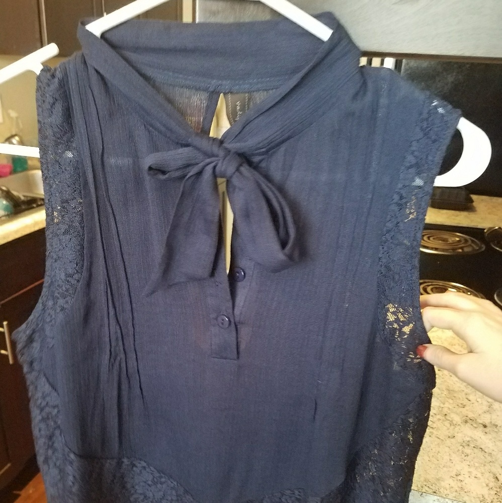 valija gitana blue blouse